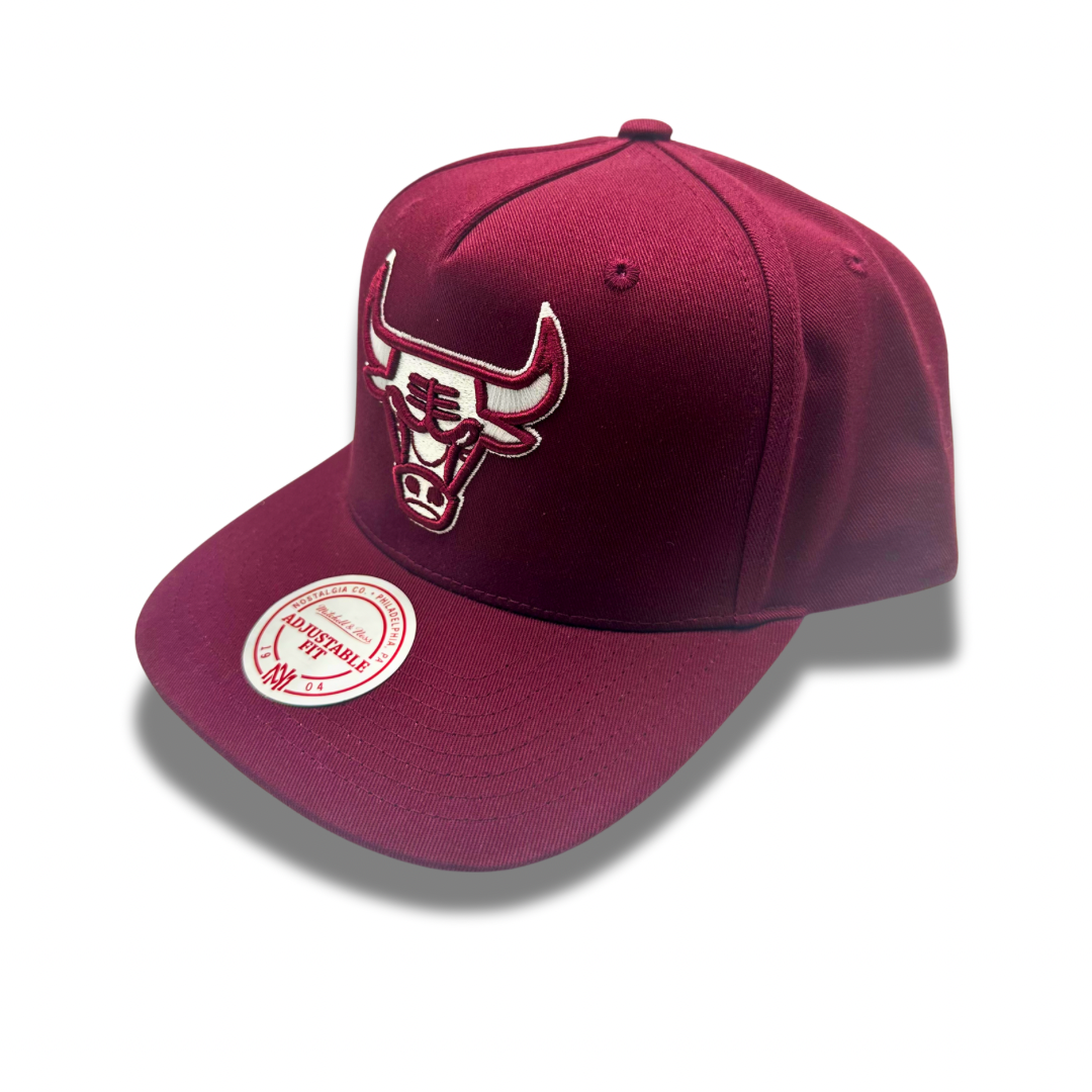 Chicago Bulls Hat - Burgundy NBA Core Sport OG Snapback Cap - Mitchell & Ness